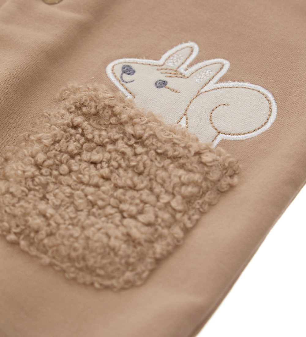 #COLOR_BEIGE