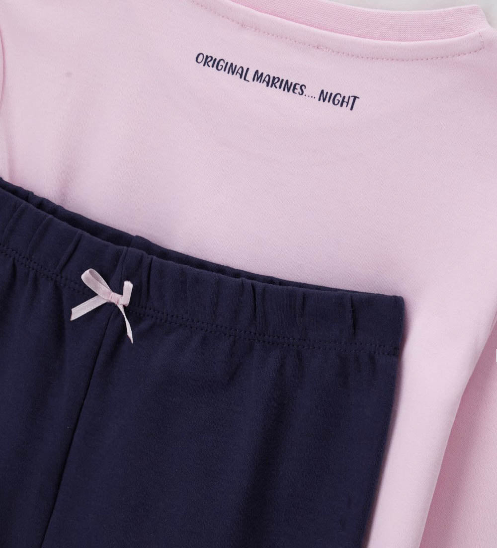#Color_Pink