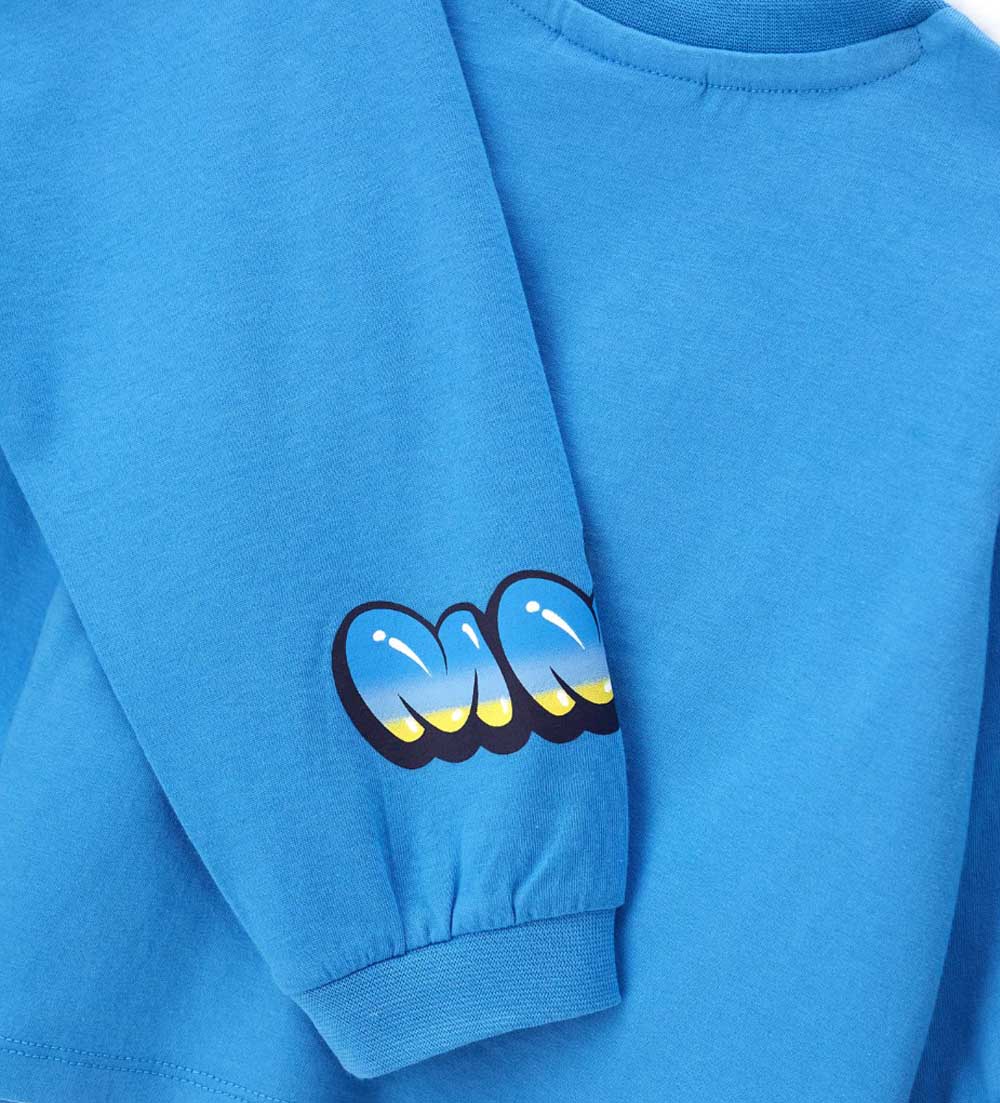 #COLOR_LIGHT BLUE