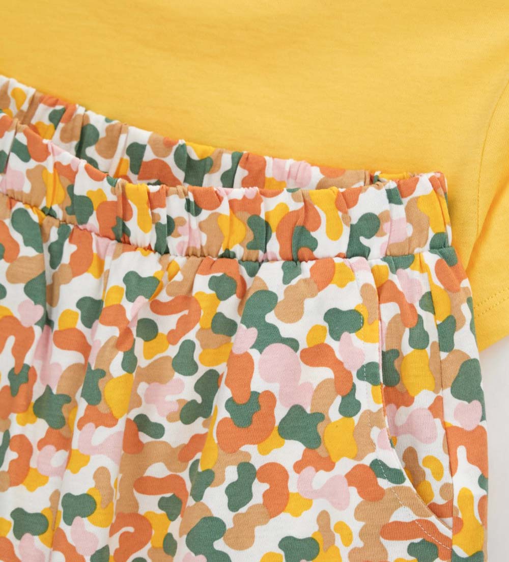 Arty Wild Girl T-Shirt And Shorts Set