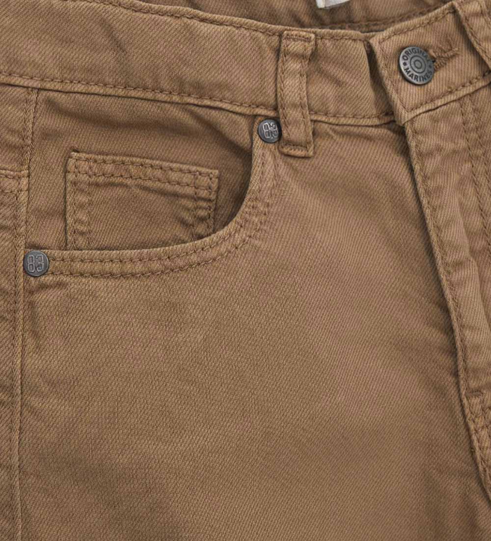 #COLOR_BROWN