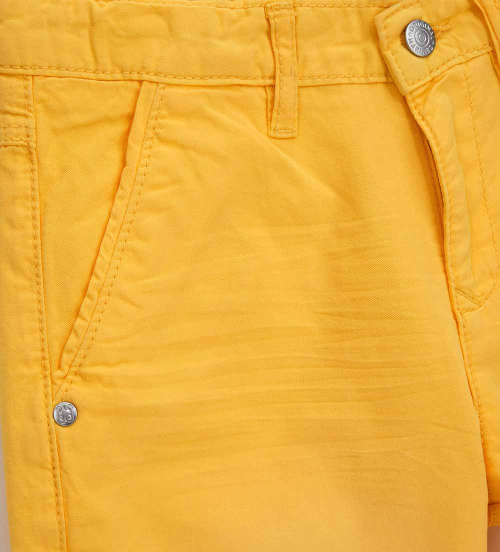 #Color_Yellow