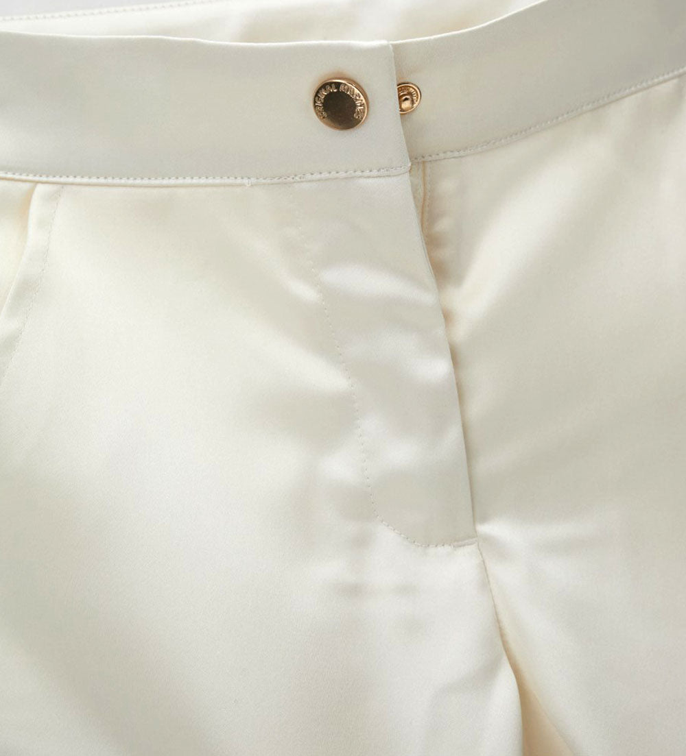 #COLOR_OFF WHITE