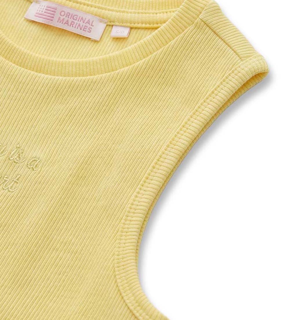 #Color_Yellow