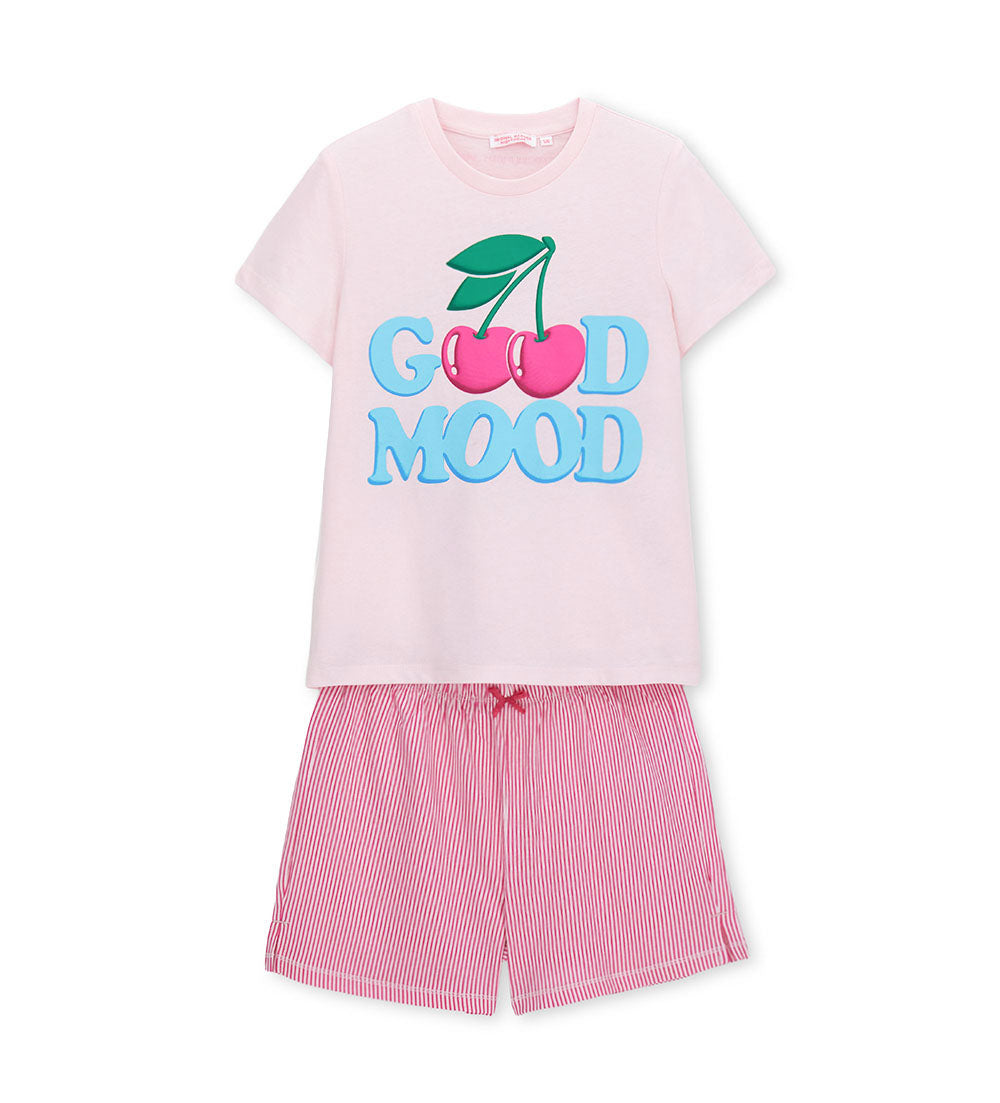 #Color_Pink