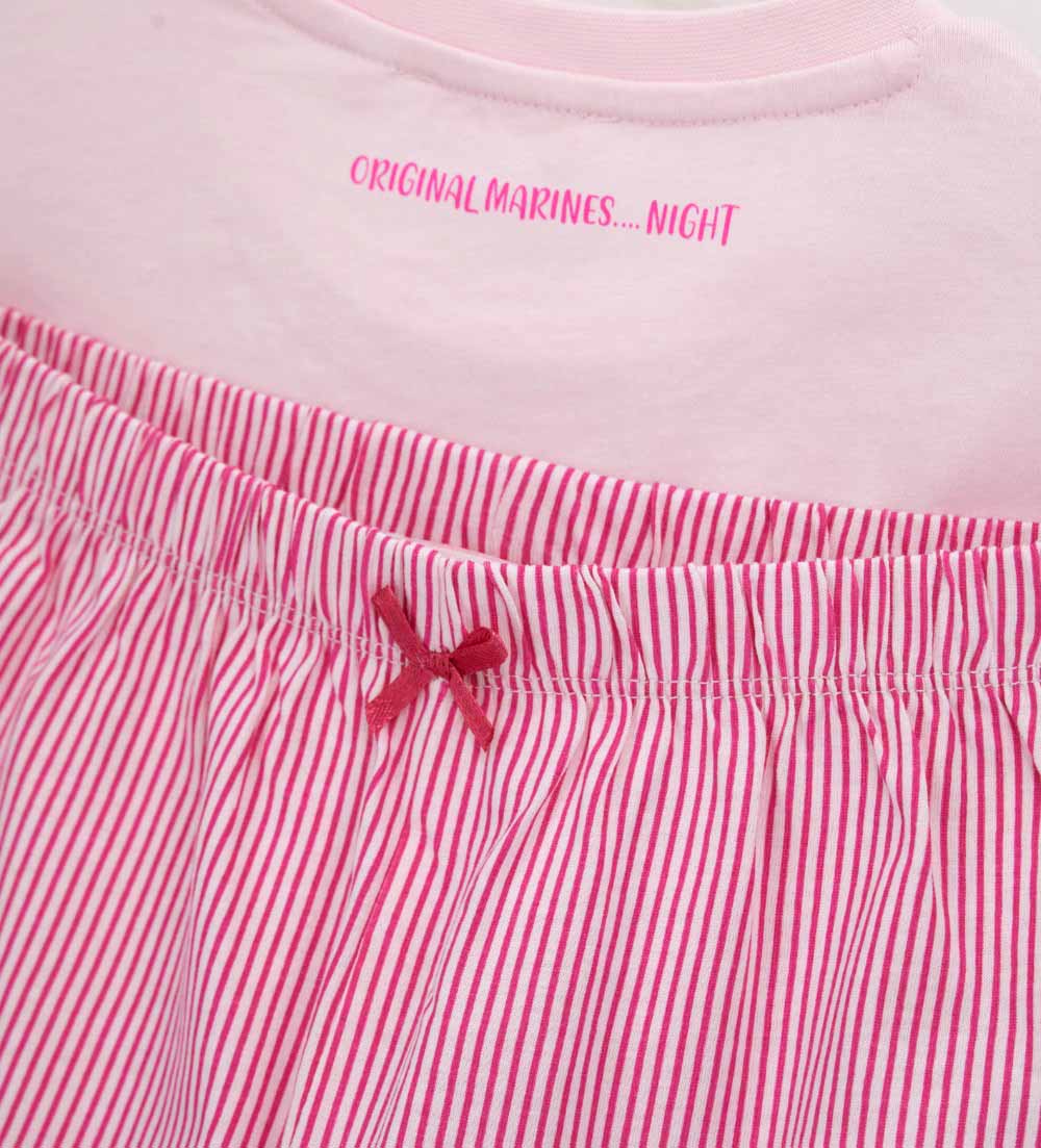 #Color_Pink