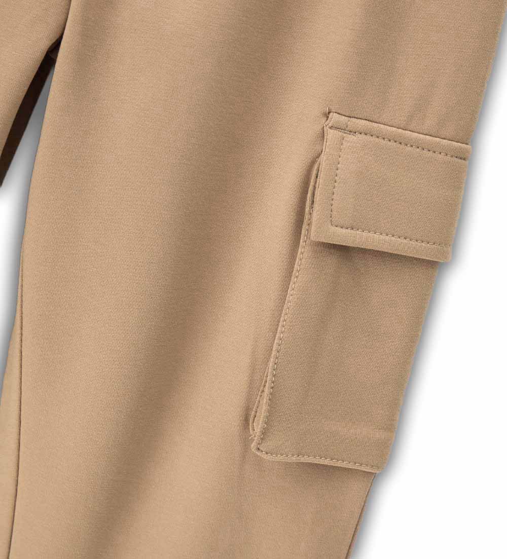 #Color_Beige