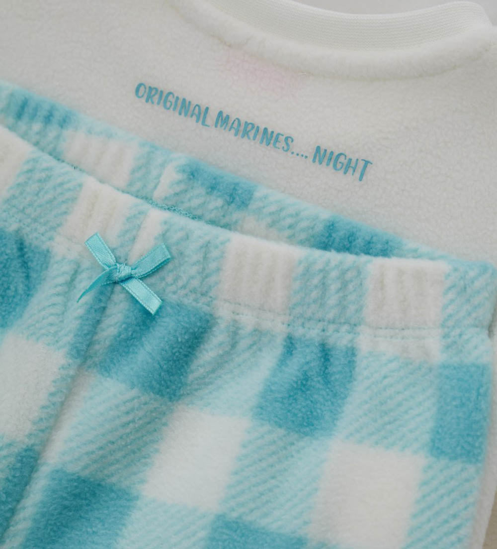 #COLOR_OFF WHITE