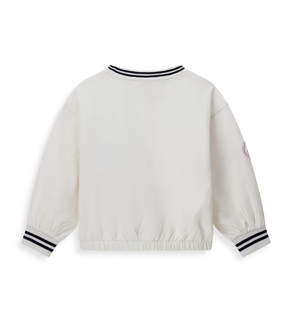 #Color_Off White