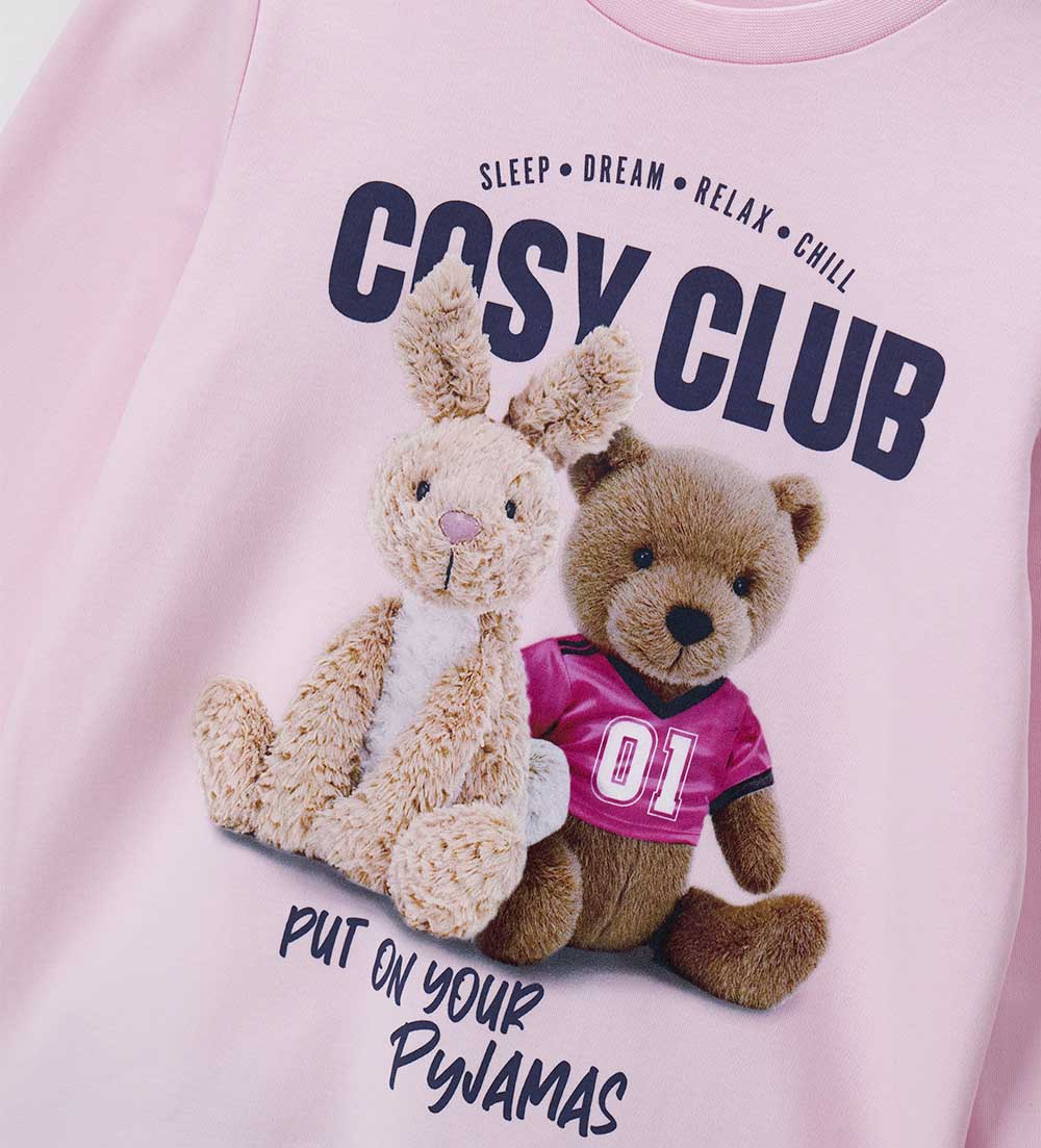 #Color_Pink