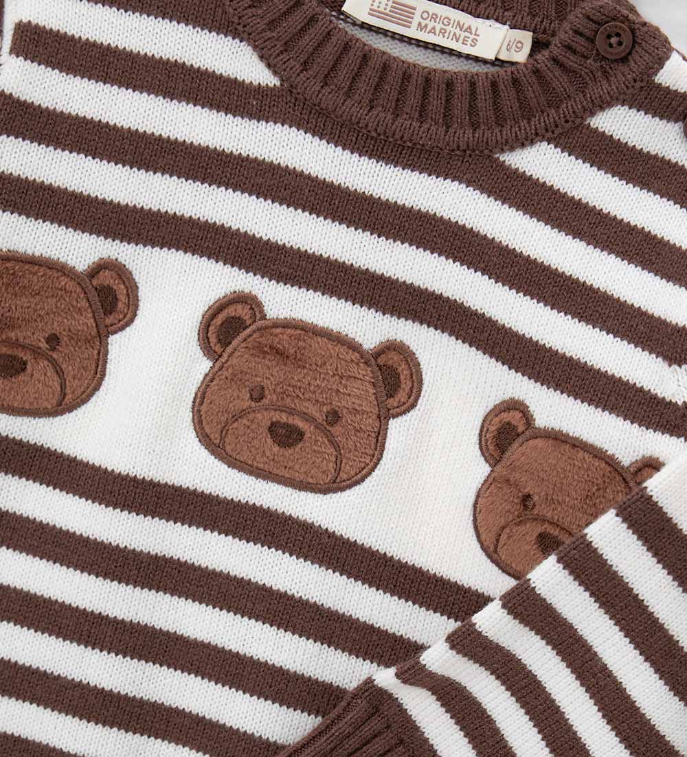 #Color_Brown