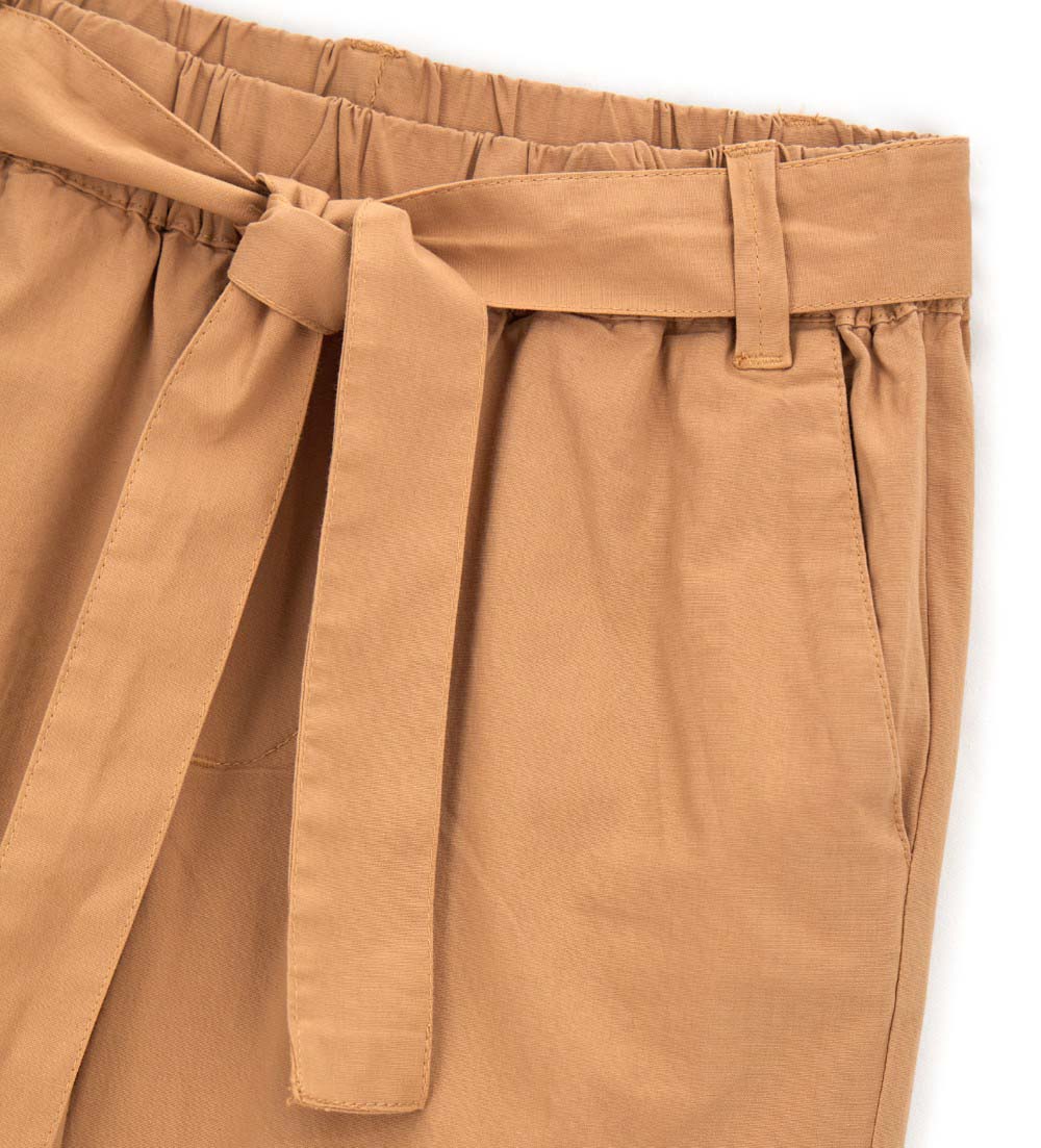 #COLOR_BEIGE