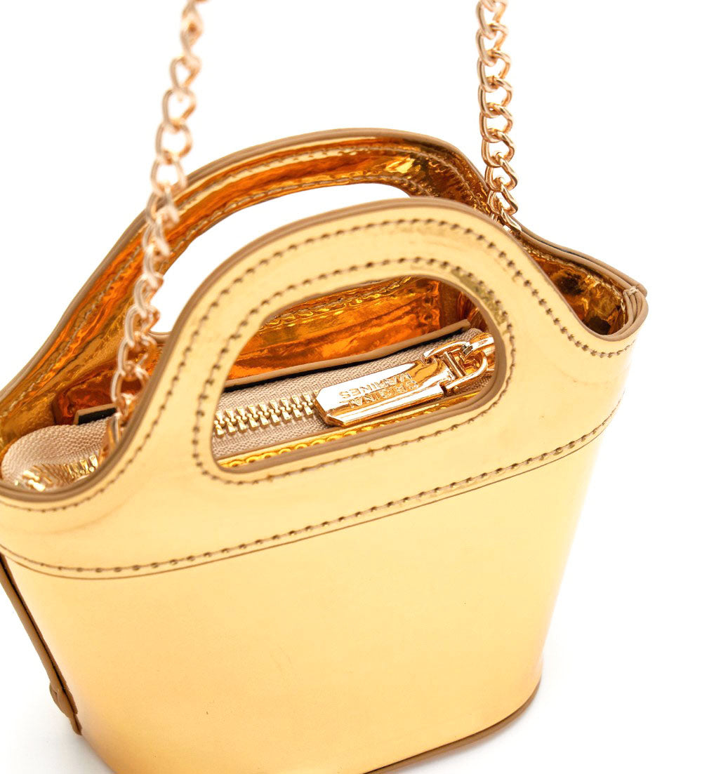 Black & White Girl Chain Bag