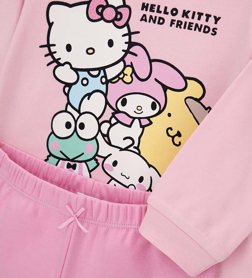 #Color_PINK
