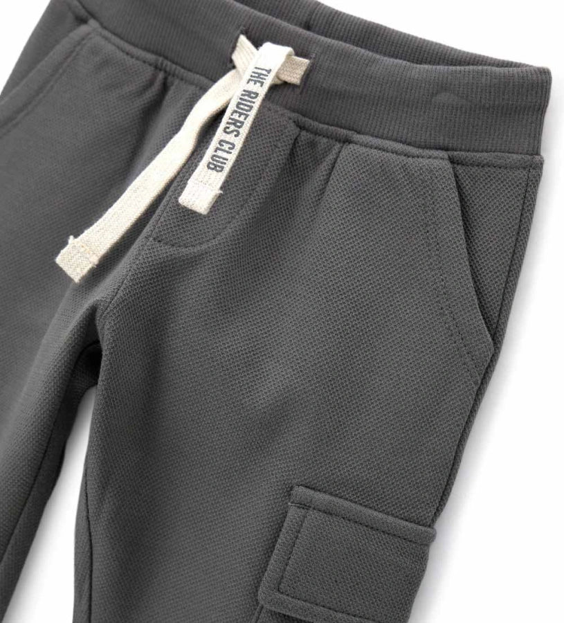 #COLOR_DARK GREY