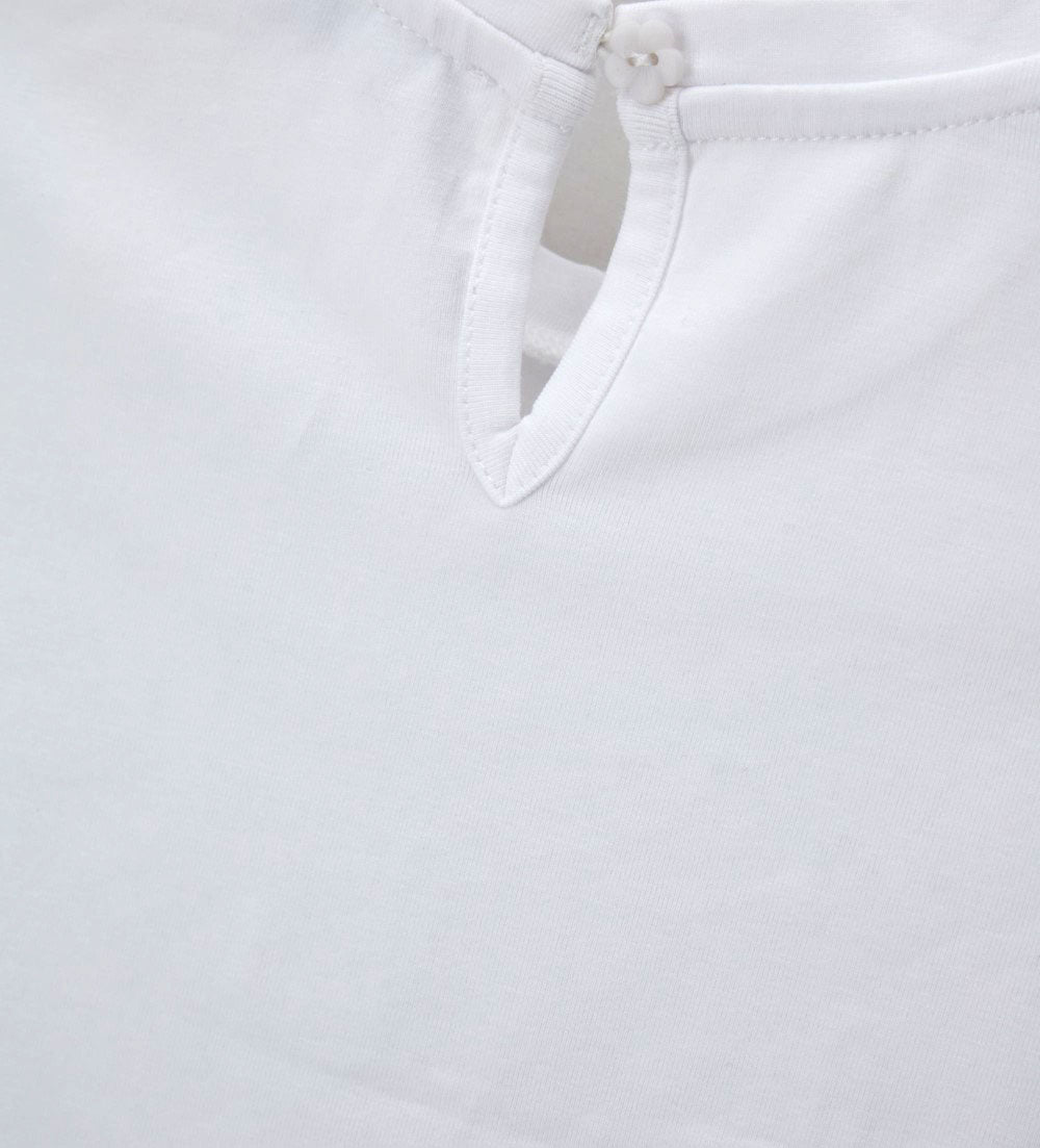 #Color_White