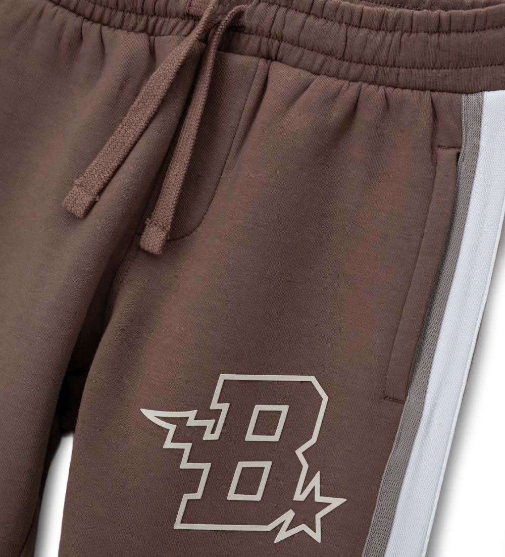 #Color_Brown