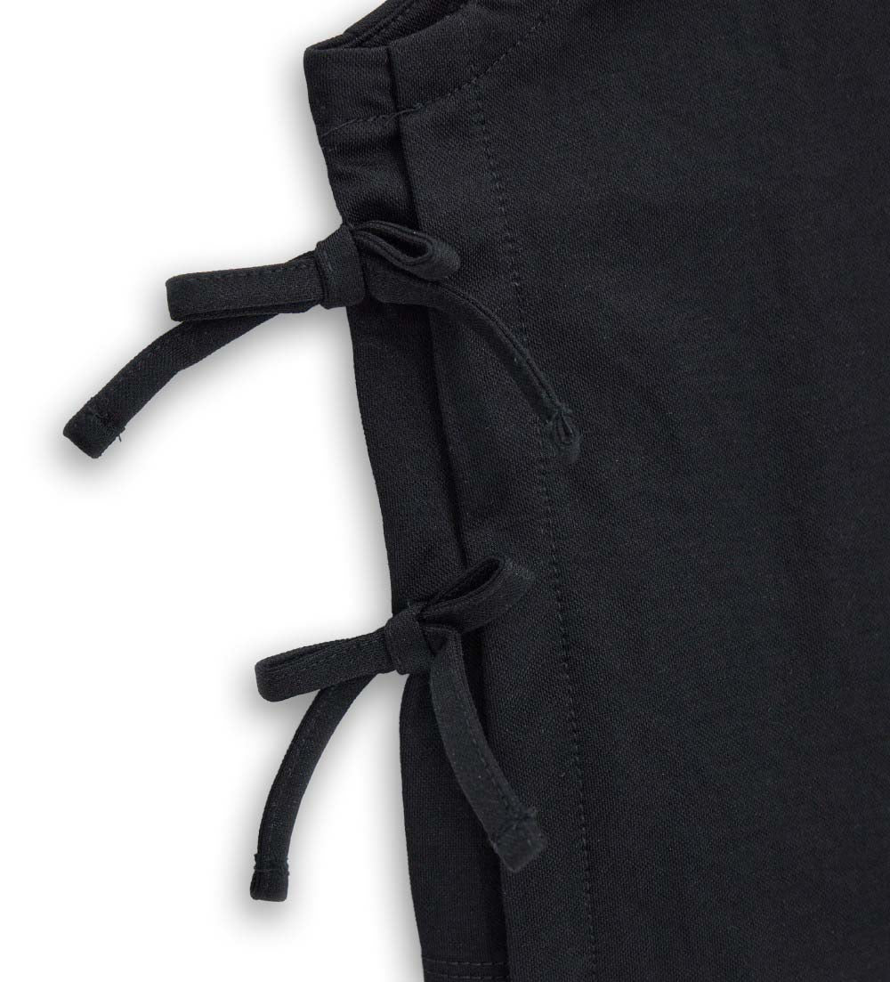 #Color_Black