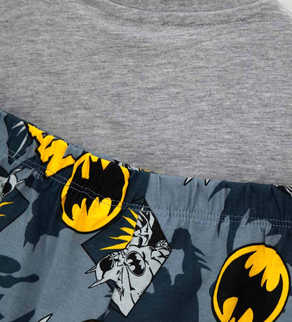 #Color_Dark Grey